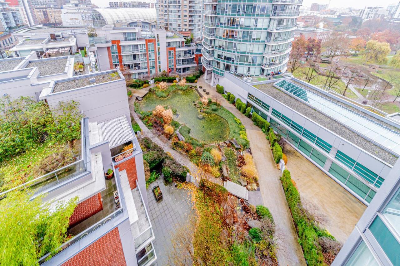 Amazing Views ! Leather Furniture ! Cozy Condo! Vancouver Ngoại thất bức ảnh
